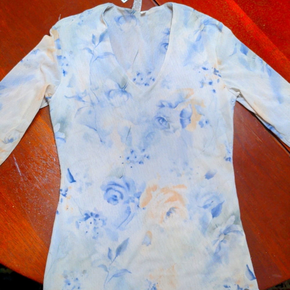 COPY - Sweet pea shirt size large. Nwt-. - Picture 2 of 7